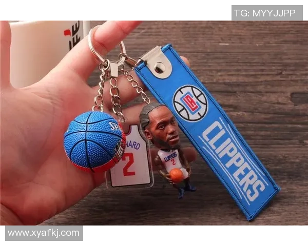 创意足球主题球星周边挂件个性设计让你随身携带运动激情