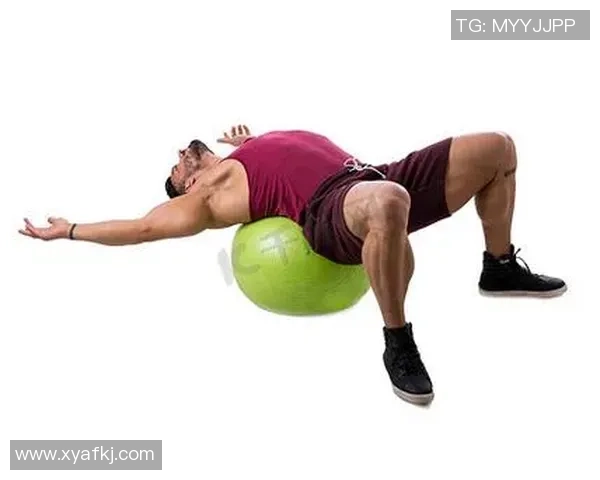 球星腹肌足球：健美与足球的完美结合，激情与力量的双重展现