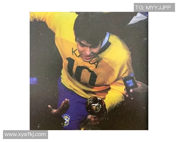 足球16号球星头像解析：从技术特点到场上风采，全面了解这位明星球员