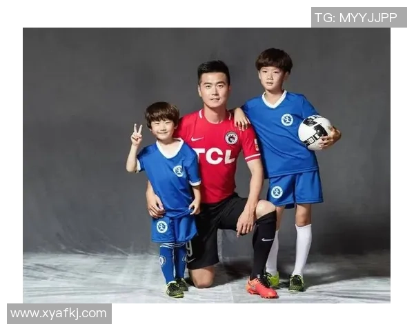 足球球星变身萌娃样貌曝光 小小年纪竟然如此可爱引人注目